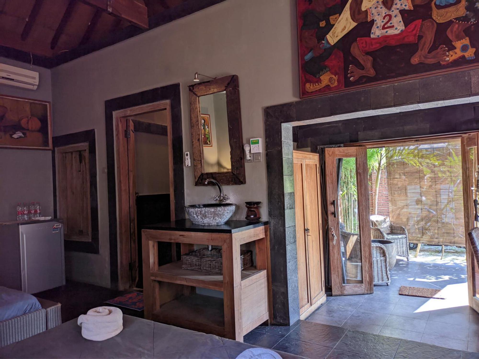 Homestay Astuti Gallery *