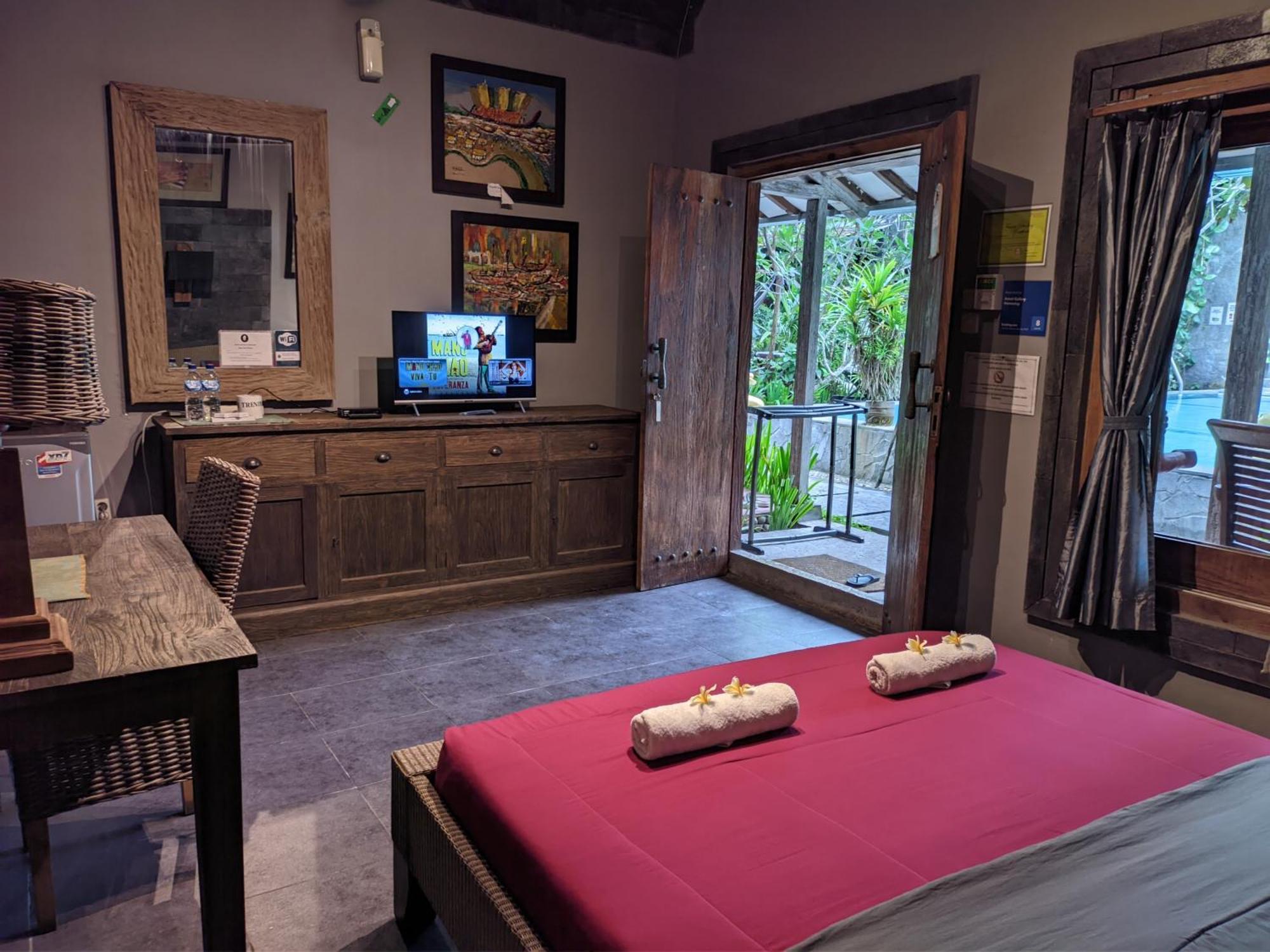 Astuti Gallery