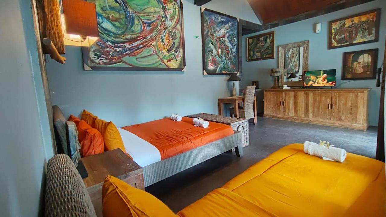 Homestay Astuti Gallery